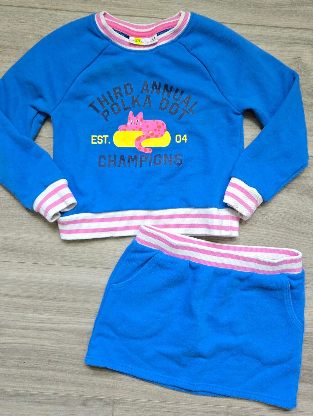 Epic Threads Sweatshirt Outfit